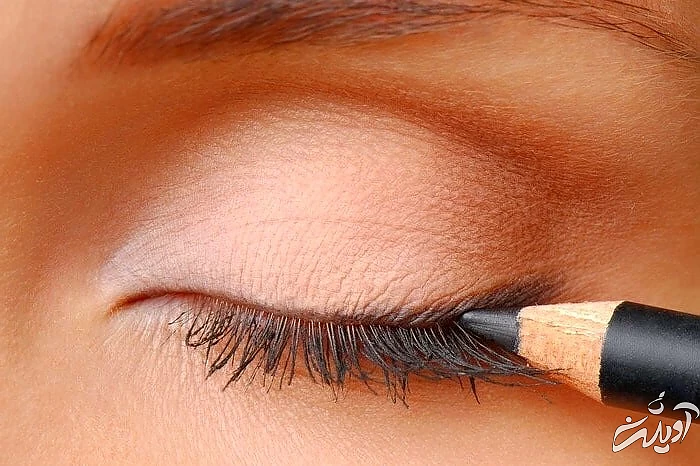 ترفند های کشیدن خط چشم مداد چشم